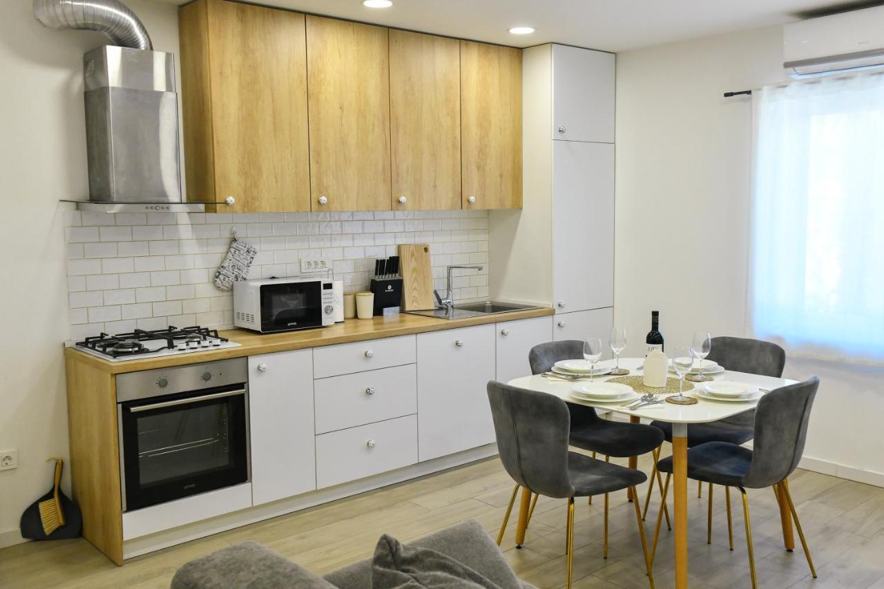 Apartment Maris Sinj Eksteriør billede